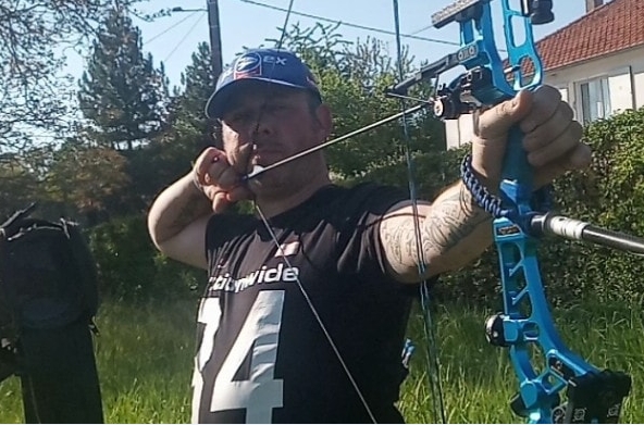 Hero X10 compound bow review Video by Olmo Ludovic, France Ludo Archery