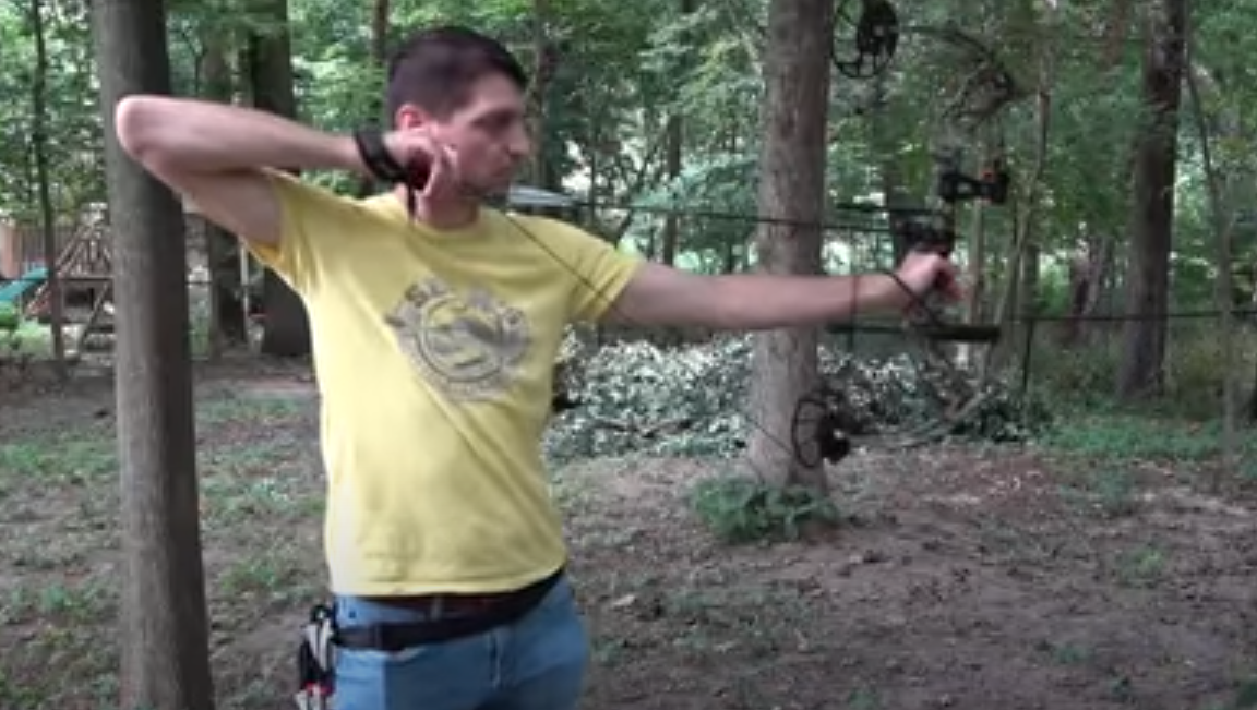 Trial shooting video of Dragon X8 bow and Miracle X10 bow  by Seans Archery , US