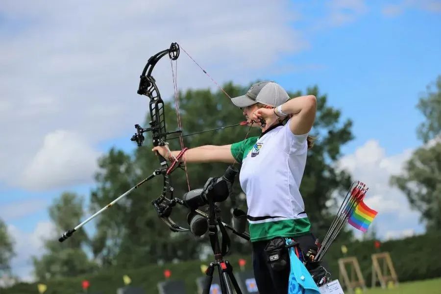Lola won the gold medal with the Hero X10 at the French TAE Outdoor Archery 