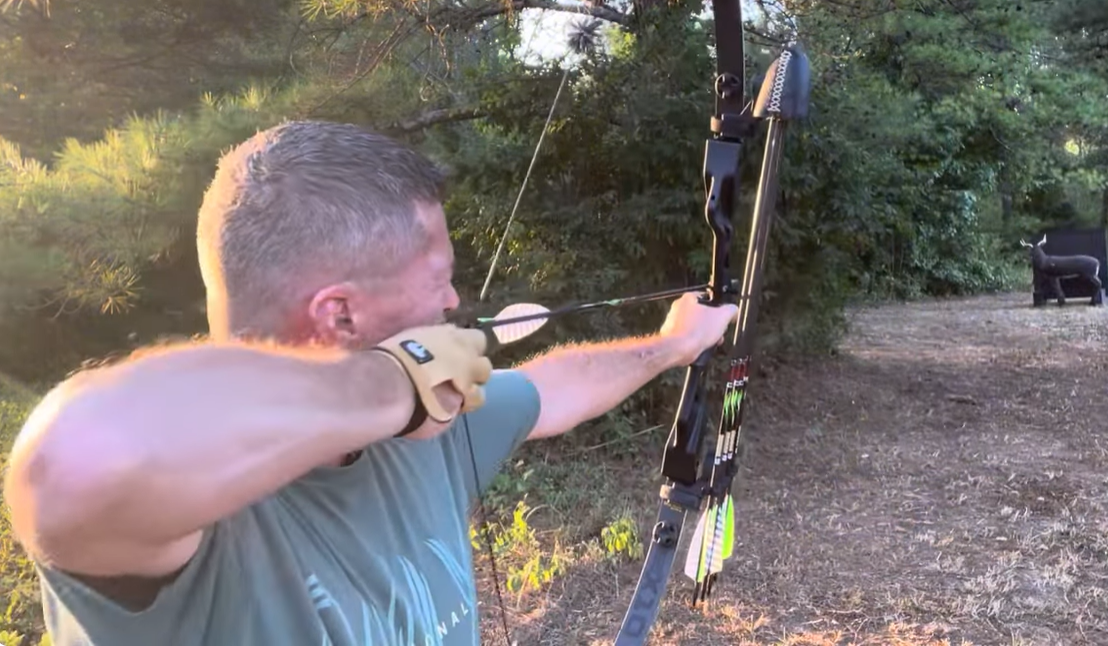 Hermit 10 Recurve Bow Review Video by Jeff Phillips,USA